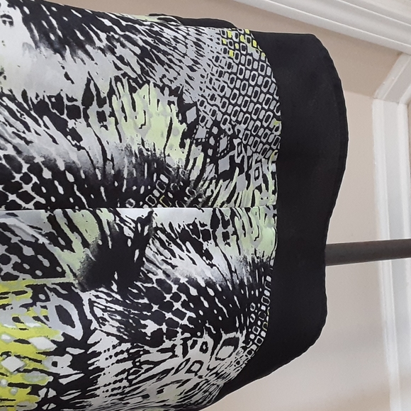 Top - Picture 4 of 5